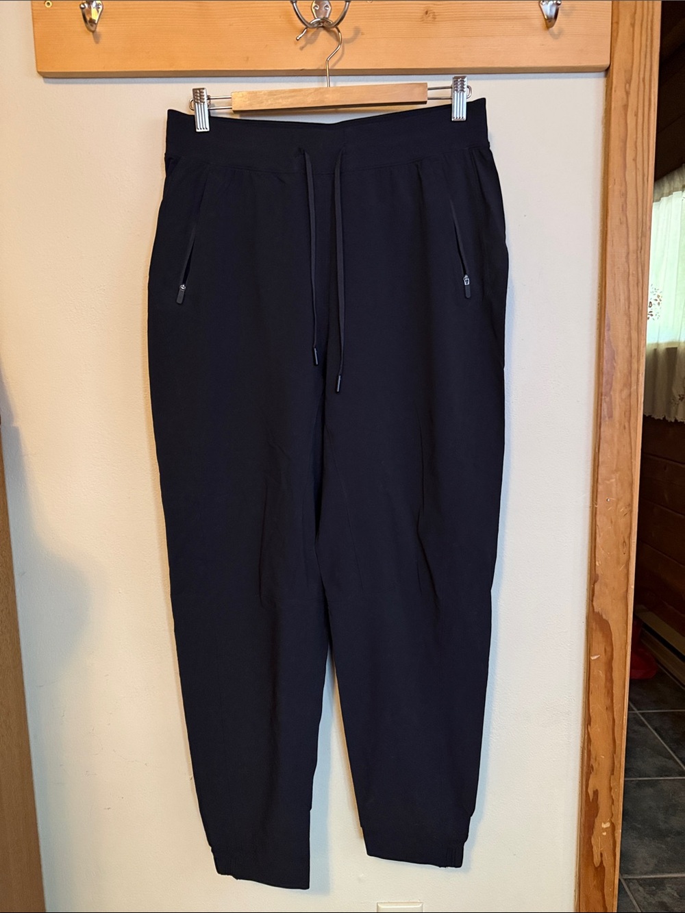 lululemon athletica Women’s License to Train High Rise Pant, Size 10